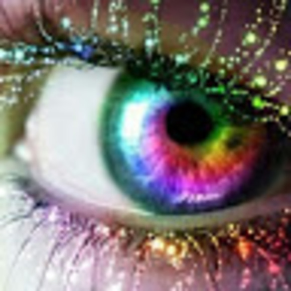 Meet your Posher, Laura - Picture 1 of 1